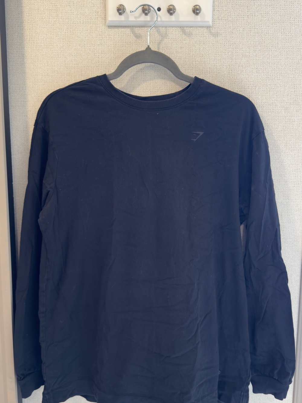 Gymshark Men's Long Sleeve Crewneck Shirt in Black
